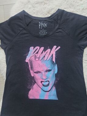 💫5/35$ P!NK Official "Painty" Portrait Graphic Tee - Black - Taille L